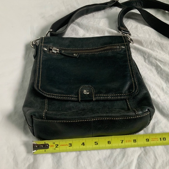 Black Leather Crossbody or Shoulder Bag by Fossil - Picture 3 of 13